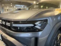 Neu Dacia Duster Extreme 131 PS (96 kW) 2025 Grau SUV
