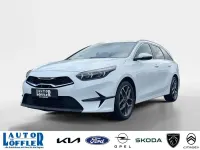 Używany Kia Ceed Vision 160 KM (117 kW) 2021 Biały Hatchback