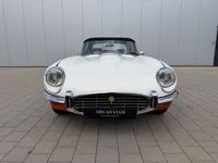 Second-hand Jaguar E-Type 268 CP (197 kW) 1974 Alb Cabrio