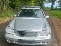 Używany Mercedes C220 143 KM (105 kW) 2002 Srebrny Sedan/Limuzyna