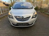 Gebraucht Opel Meriva Innovation 101 PS (74 kW) 2011 Silber Van / Kleinbus