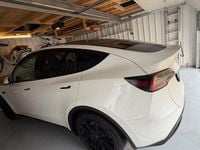 Gebraucht Tesla Model Y RWD 188 kW (256 PS) 2023 Weiß SUV