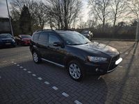Gebraucht Mitsubishi Outlander Inform 177 PS (130 kW) 2012 Schwarz SUV
