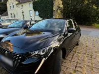 Gebraucht Peugeot 208 Active 101 PS (74 kW) 2022 Schwarz Kleinwagen