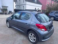 Gebraucht Peugeot 207 73 PS (53 kW) 2010 Grau Limousine