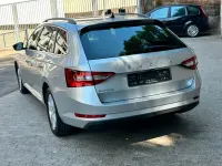 Gebraucht Skoda Superb Ambition 150 PS (110 kW) 2021 Silber Kombi