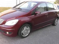 Gebraucht Mercedes B200 136 PS (100 kW) 2006 Rot Van / Kleinbus