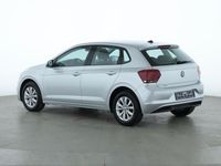 Gebraucht VW Polo Highline 95 PS (69 kW) 2021 Silber Kleinwagen
