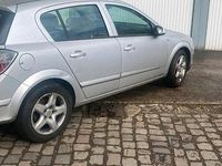 Gebraucht Opel Astra 90 PS (66 kW) 2007 Silber Kleinwagen