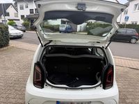 Gebraucht VW e-up! 61 kW (83 PS) 2020 Weiß Kleinwagen