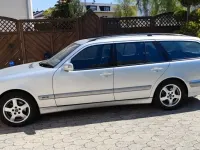 Second-hand Mercedes E200 Classic 163 CP (119 kW) 2002 Argintiu Berlinǎ