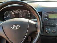 Gebraucht Hyundai i30 109 PS (80 kW) 2009 Grau Limousine