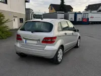 Gebraucht Mercedes B180 109 PS (80 kW) 2005 Silber Van / Kleinbus