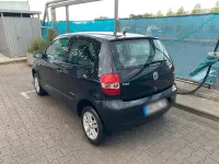 Używany VW Fox 75 KM (55 kW) 2008 Czarny Hatchback