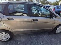 Gebraucht Mercedes A150 95 PS (69 kW) 2006 Gold Limousine