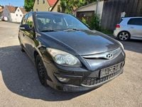Gebraucht Hyundai i30 Classic 90 PS (66 kW) 2011 Schwarz Limousine