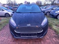 Gebraucht Ford Fiesta 101 PS (74 kW) 2013 Schwarz Kleinwagen