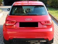Gebraucht Audi A1 Ambition 105 PS (77 kW) 2011 Rot Kleinwagen