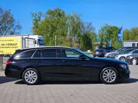 Second-hand Mercedes E200 150 CP (110 kW) 2019 Negru Break