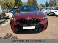 Gebraucht BMW X6 M Sport 352 PS (258 kW) 2024 Rot SUV