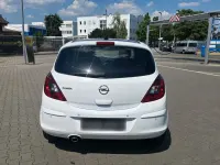 Gebraucht Opel Corsa Color Edition 101 PS (74 kW) 2014 Weiß Kleinwagen