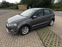 Gebraucht VW Polo Comfortline 75 PS (55 kW) 2015 Grau Limousine