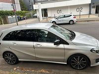 Gebraucht Mercedes B180 Edition 109 PS (80 kW) 2016 Silber Kleinwagen