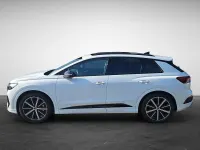 Gebraucht Audi Q4 e-tron S-Line 150 kW (204 PS) 2023 Gletscherweiß metallic SUV