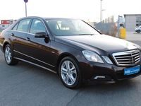 Gebraucht Mercedes E250 Avantgarde 204 PS (150 kW) 2010 Braun Limousine