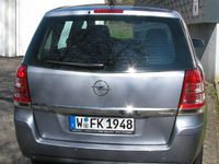 Gebraucht Opel Zafira 150 PS (110 kW) 2008 Silber Van / Kleinbus