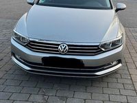 Gebraucht VW Passat 150 PS (110 kW) 2015 Grau Kombi