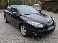 Gebraucht Renault Mégane Dynamique 131 PS (96 kW) 2011 Schwarz Limousine