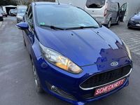 Gebraucht Ford Fiesta Celebration 101 PS (74 kW) 2017 Indicblau metallic Limousine