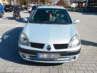 Gebraucht Renault Clio II 90 PS (66 kW) 2003 Grau Kleinwagen