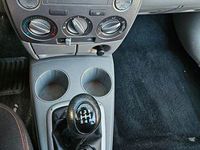 Gebraucht Mazda 2 Comfort 80 PS (58 kW) 2004 Silber Kleinwagen