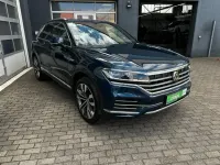 Gebraucht VW Touareg Elegance 340 PS (250 kW) 2020 Aquamarinblau metallic SUV