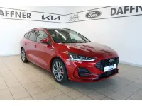 Gebraucht Ford Focus ST-Line X 155 PS (114 kW) 2023 Rot Kombi