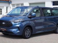 Gebraucht Ford Tourneo Titanium 150 PS (110 kW) 2024 Chrome blue metallic Van / Kleinbus