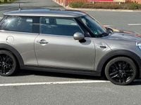 Gebraucht Mini ONE 102 PS (75 kW) 2017 Grau Kleinwagen
