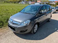 Gebraucht Opel Zafira Family 145 PS (106 kW) 2012 Grau Van / Kleinbus