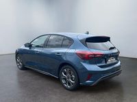 Gebraucht Ford Focus ST-Line X 155 PS (114 kW) 2025 Chromeblau Limousine