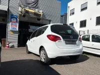 Second-hand Opel Meriva 101 CP (74 kW) 2011 Alb Monovolum