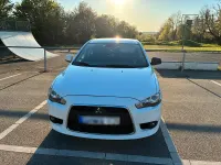 Gebraucht Mitsubishi Lancer 116 PS (85 kW) 2010 Weiß Limousine
