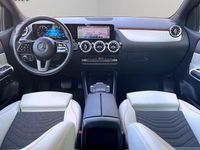 Gebraucht Mercedes E250 160 PS (117 kW) 2021 Blau Limousine