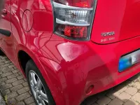 Gebraucht Toyota iQ 68 PS (50 kW) 2011 Rot Kleinwagen