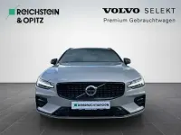 Gebraucht Volvo V60 145 PS (106 kW) 2025 Kombi