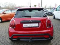 Second-hand Mini ONE Classic 102 CP (75 kW) 2021 Roșu Hatchback