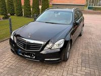 Gebraucht Mercedes E350 265 PS (194 kW) 2012 Schwarz Kombi