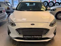 Gebraucht Ford Focus Trend 95 PS (69 kW) 2019 Frozen white Kombi
