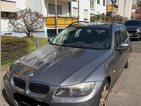 Gebraucht BMW 330 245 PS (180 kW) 2009 Silber Kombi